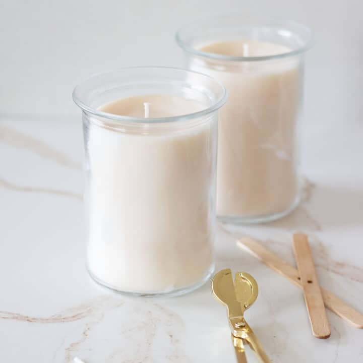 How to Make Your Own Scented Candles Using Natural Ingredients